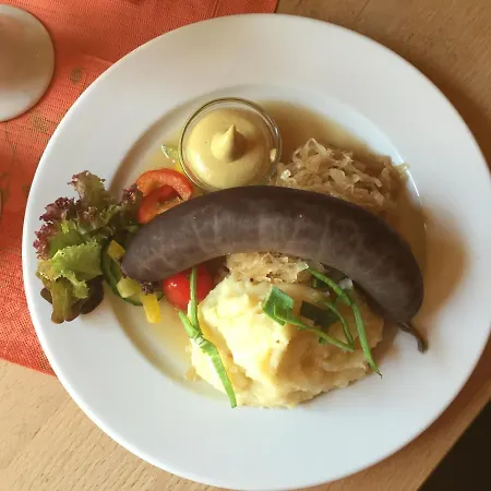 Jowatzky Altkoetzschenbroda Apartmán *